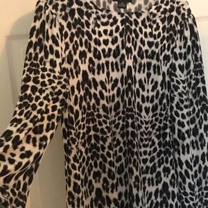 Liz Claiborne leopard blouse long sleeve new